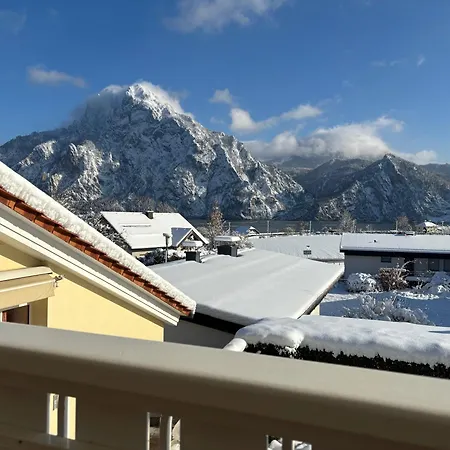 Luxury-suites Traunsee Apartment