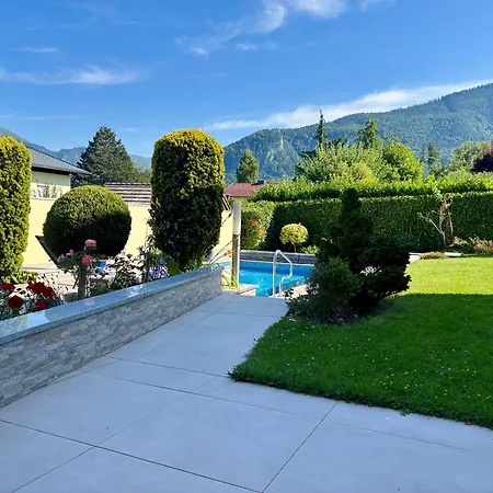 Luxury-suites Traunsee 特劳恩基兴